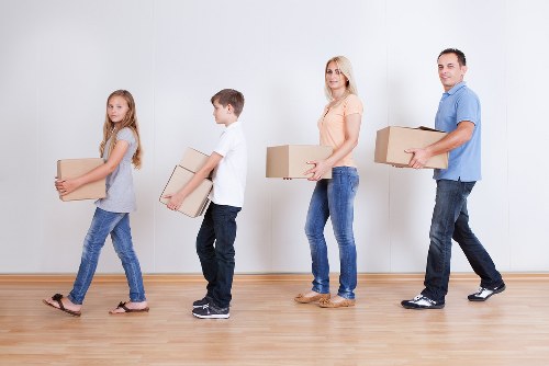 Local storage options for Elephant and Castle households